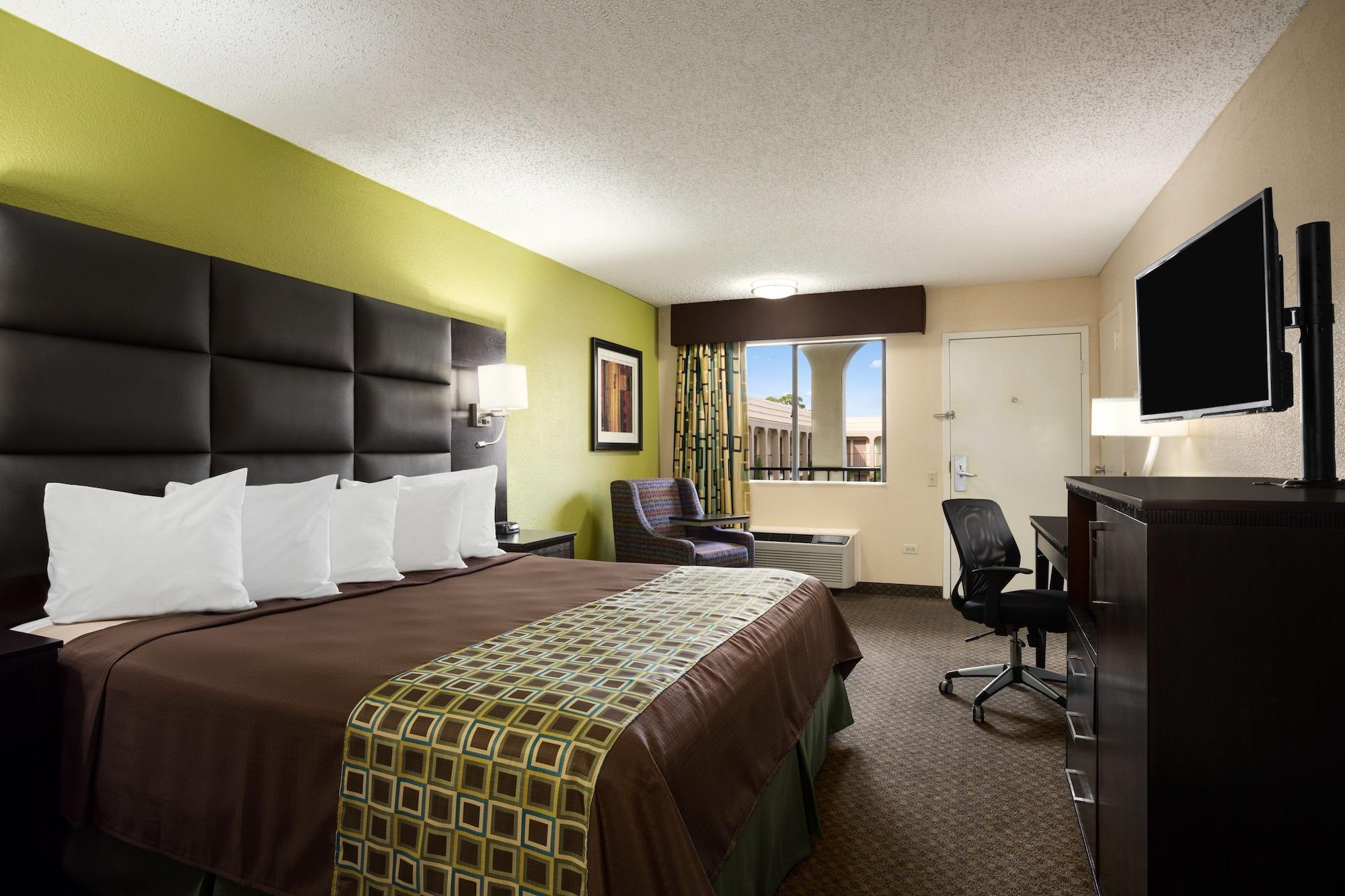Days Inn By Wyndham Dallas Ірвінг Екстер'єр фото